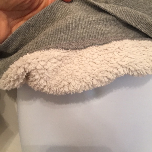 GAP sweatshirt - Picture 4 of 6